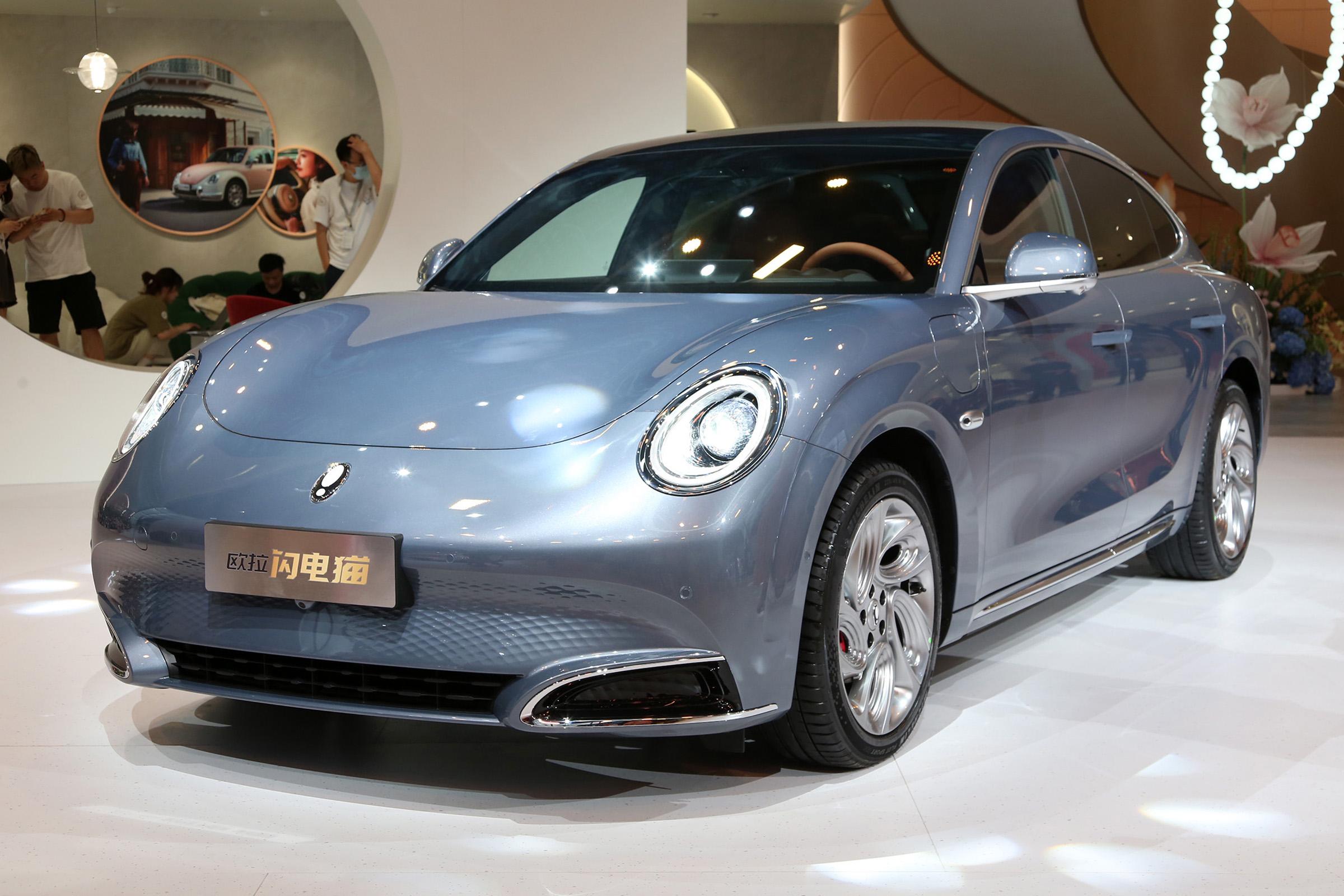 大众昊锐进化史:三代车型如何定义德系B级车标杆,对比帕萨特有何优势? 大众昊锐进化史:三代车型如何定义德系B级车标杆,对比帕萨特有何优势?