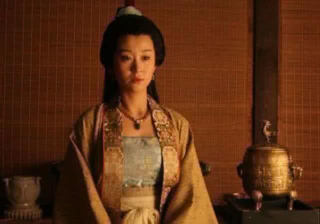 女人梦见猪鼻子暗藏的7个心理真相与化解指南 女人梦见猪鼻子暗藏的7个心理真相与化解指南