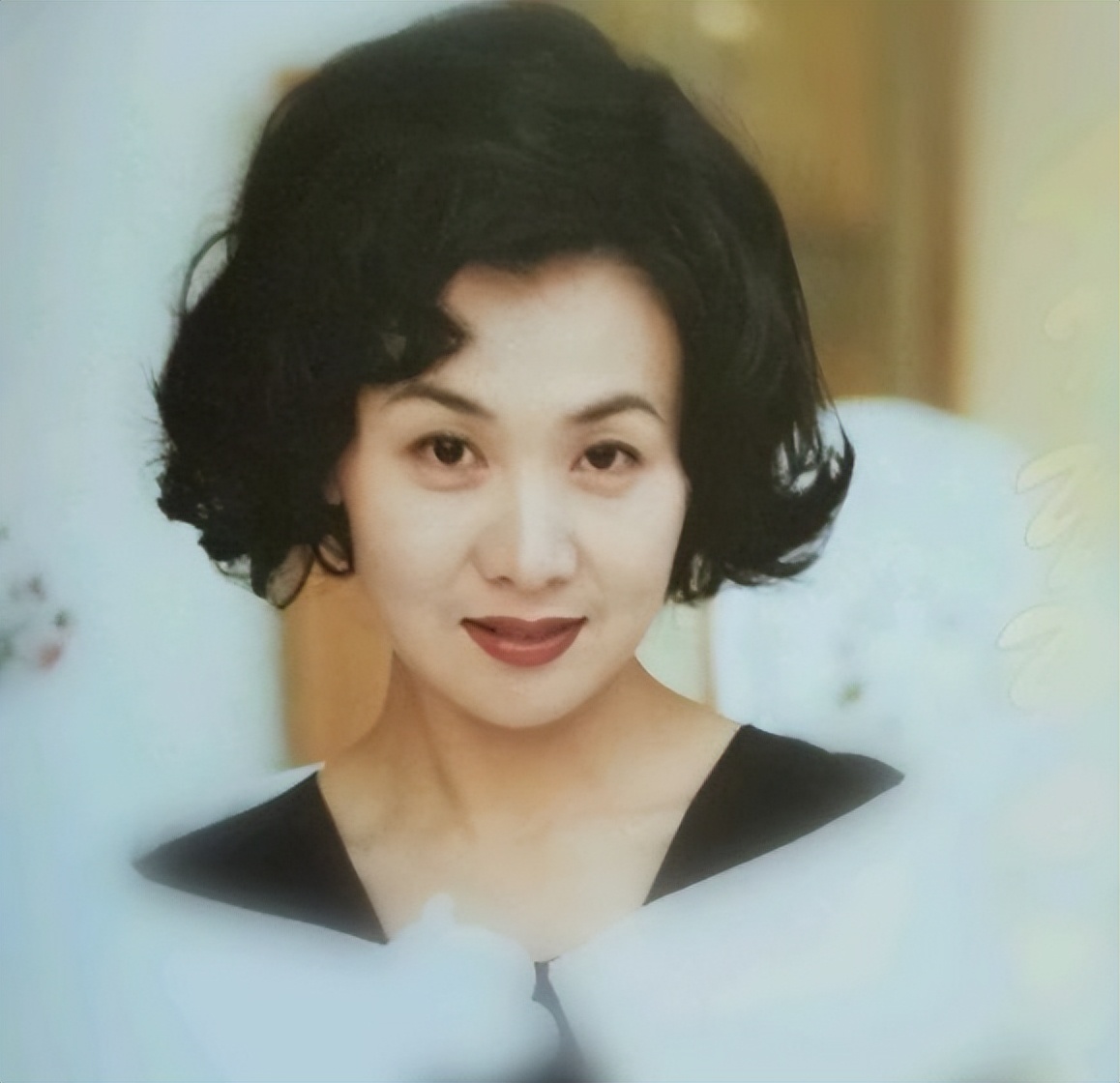 李媛媛：《聊斋》中的“地府娘娘”堪称颜值巅峰，41岁患癌去世