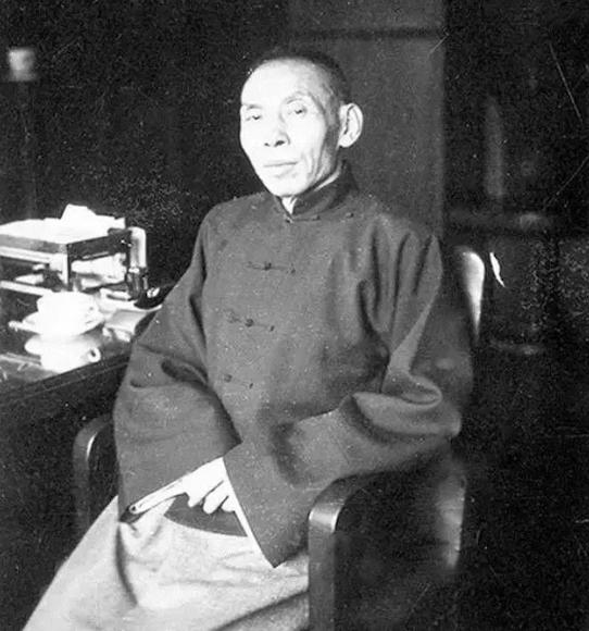 梦见大爷家办丧事预示什么？2025年三星座贵人运解析