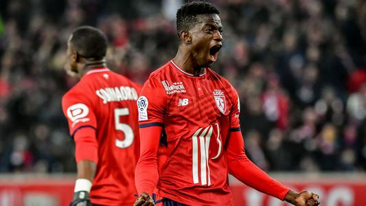 为什么说 佩佩踩梅西 是足球游戏最难复刻的骚操作？