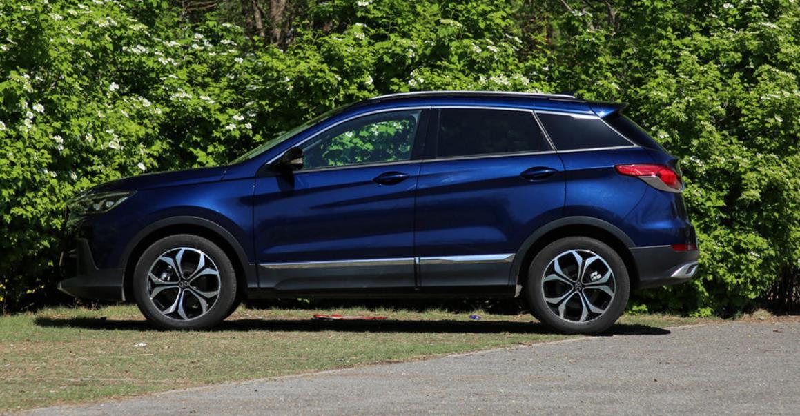 汗血宝马多少钱？揭秘千万身价背后的费用陷阱（附省钱攻略省30万）