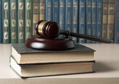 刑事律师电话咨询免费热线：遇到刑事风险时的第一选择