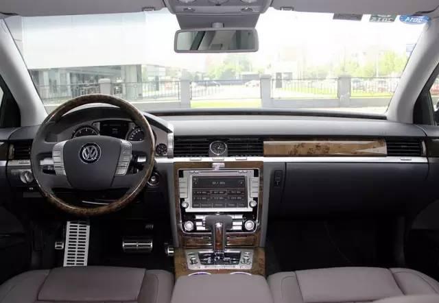 普通人能开上12缸的帕萨特吗？