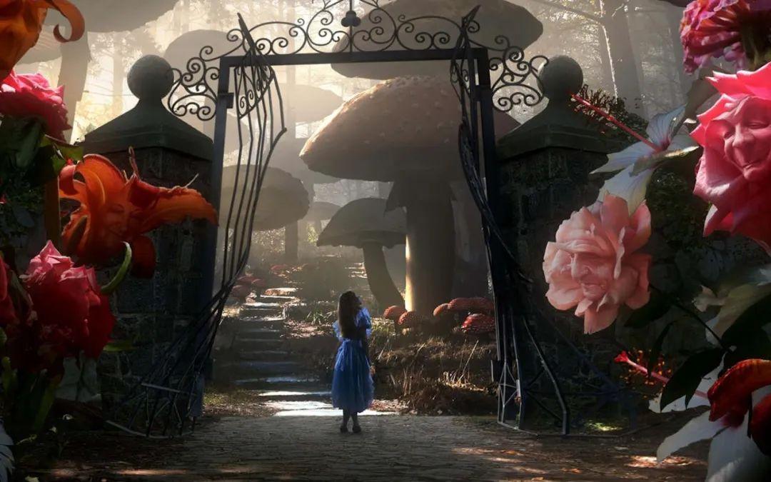 梦见自己变矮了预兆解析：2025年心理疗愈与机遇转化指南