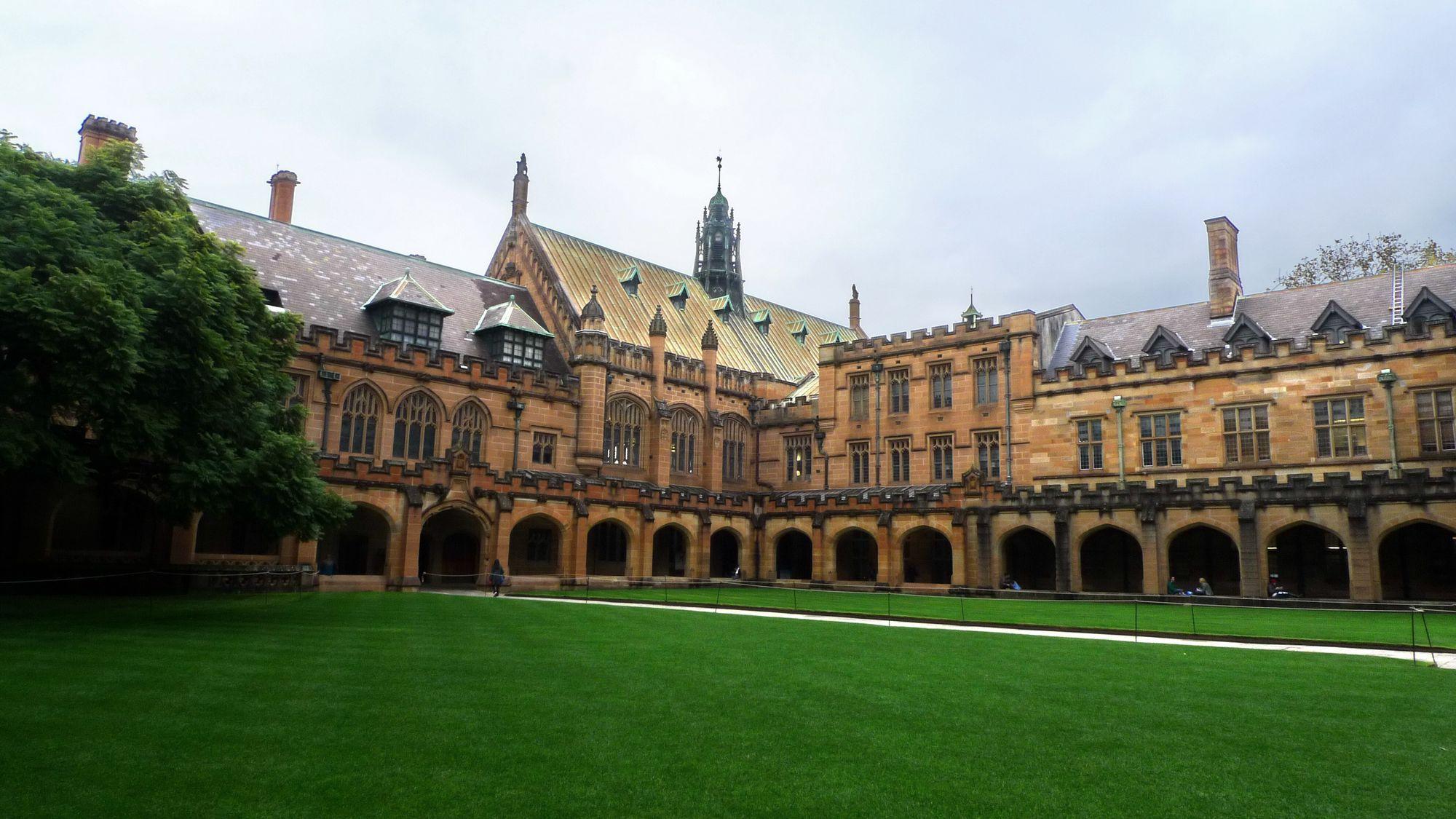 在墨尔本悉尼生活不会用华人论坛？