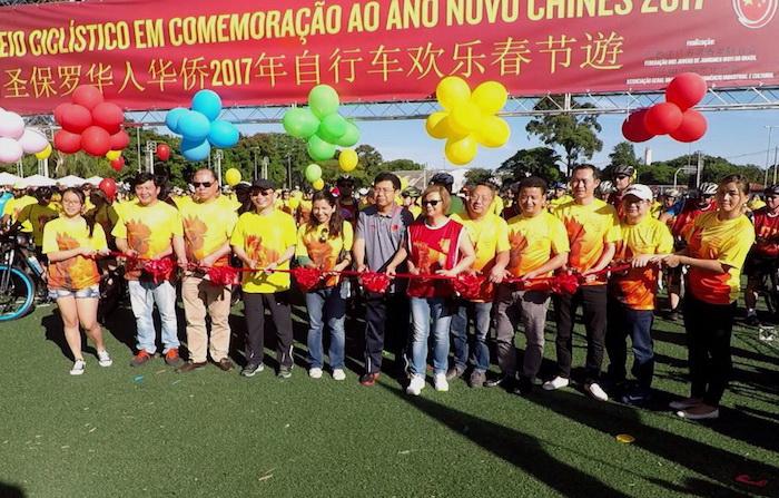 南美华人论坛官网首页到底该怎么用？