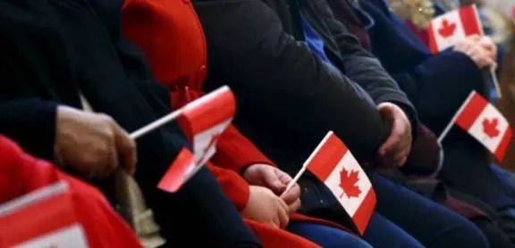 加拿大华人移民数量2023年_2023年加拿大华人移民数量最多的城市？