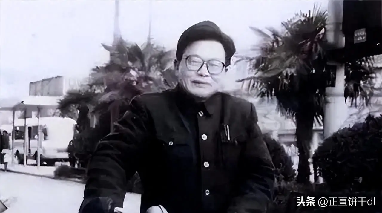 董加耕生平_董加耕 回乡务农 坚守初心