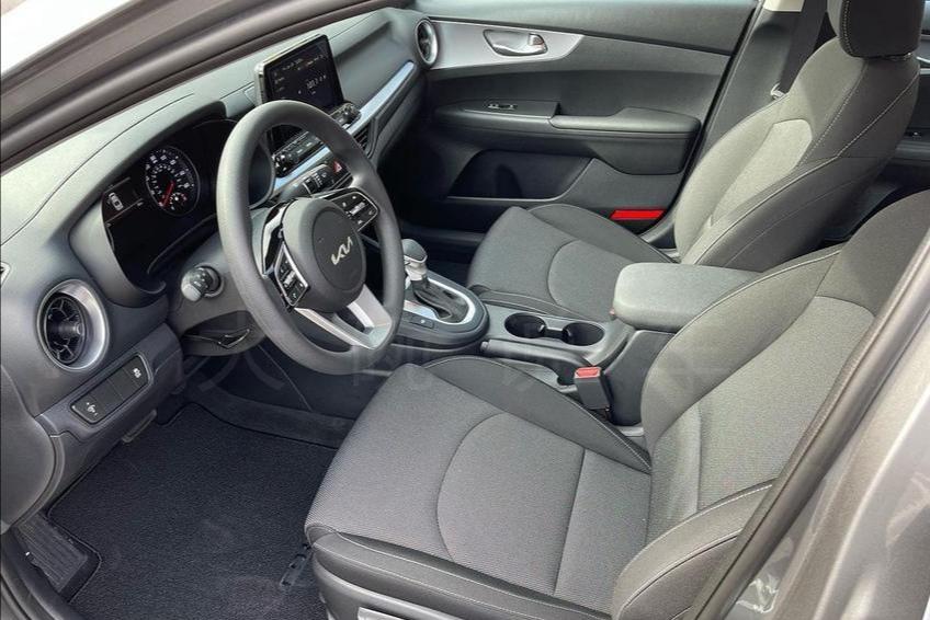 为什么年轻人买车总被坑?2023款思域省3万油费背后的购车避坑指南 为什么年轻人买车总被坑?2023款思域省3万油费背后的购车避坑指南