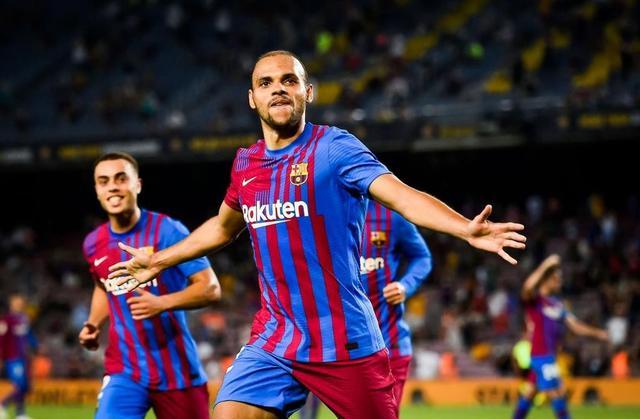 巴萨2012年阵容到底强到让人腿软？