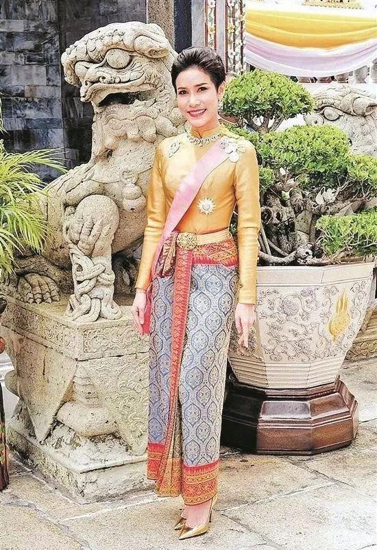 新手开荒总暴毙？村口算命老头真能逆天改命？