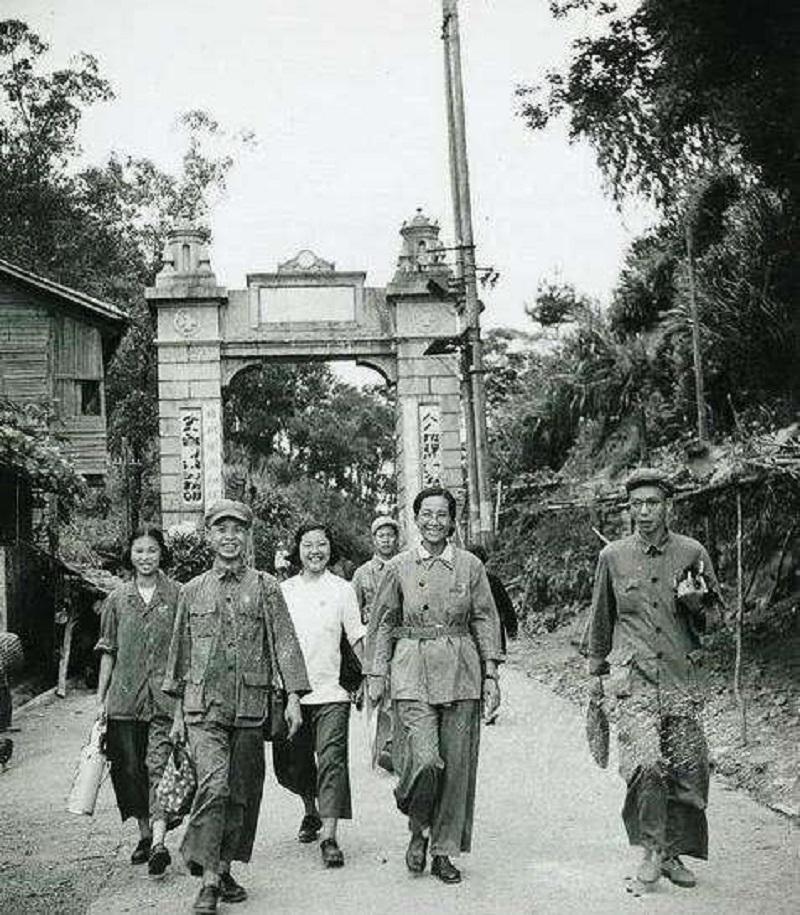 在俗人岛华人论坛写色文会被封号吗？