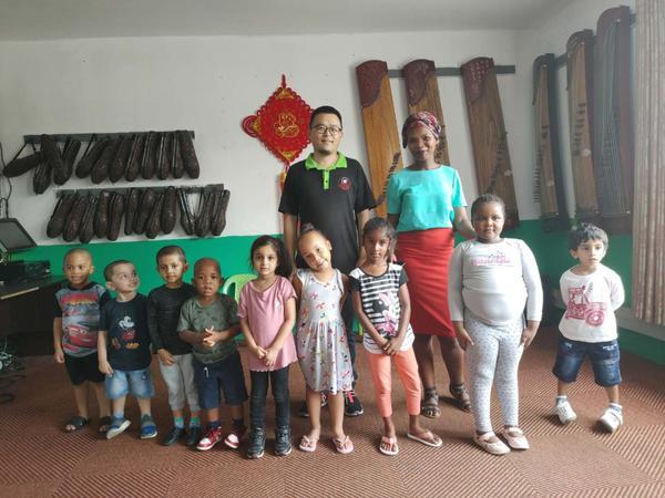 刚落地国外如何快速找到华人组织？