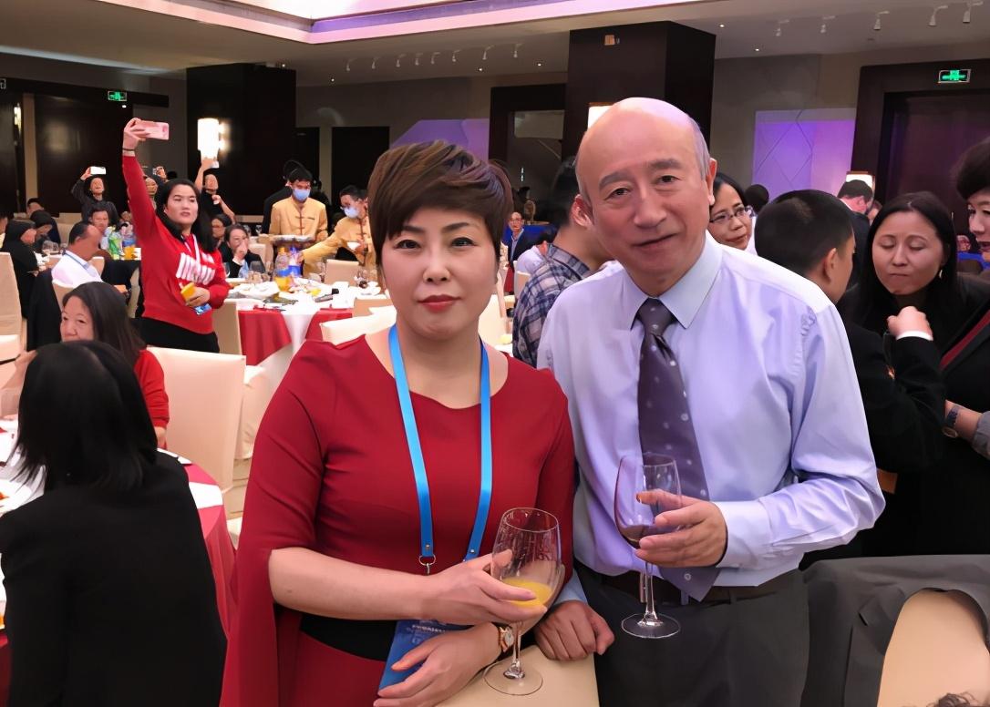 AS2新手怎么活过第一个夜晚？