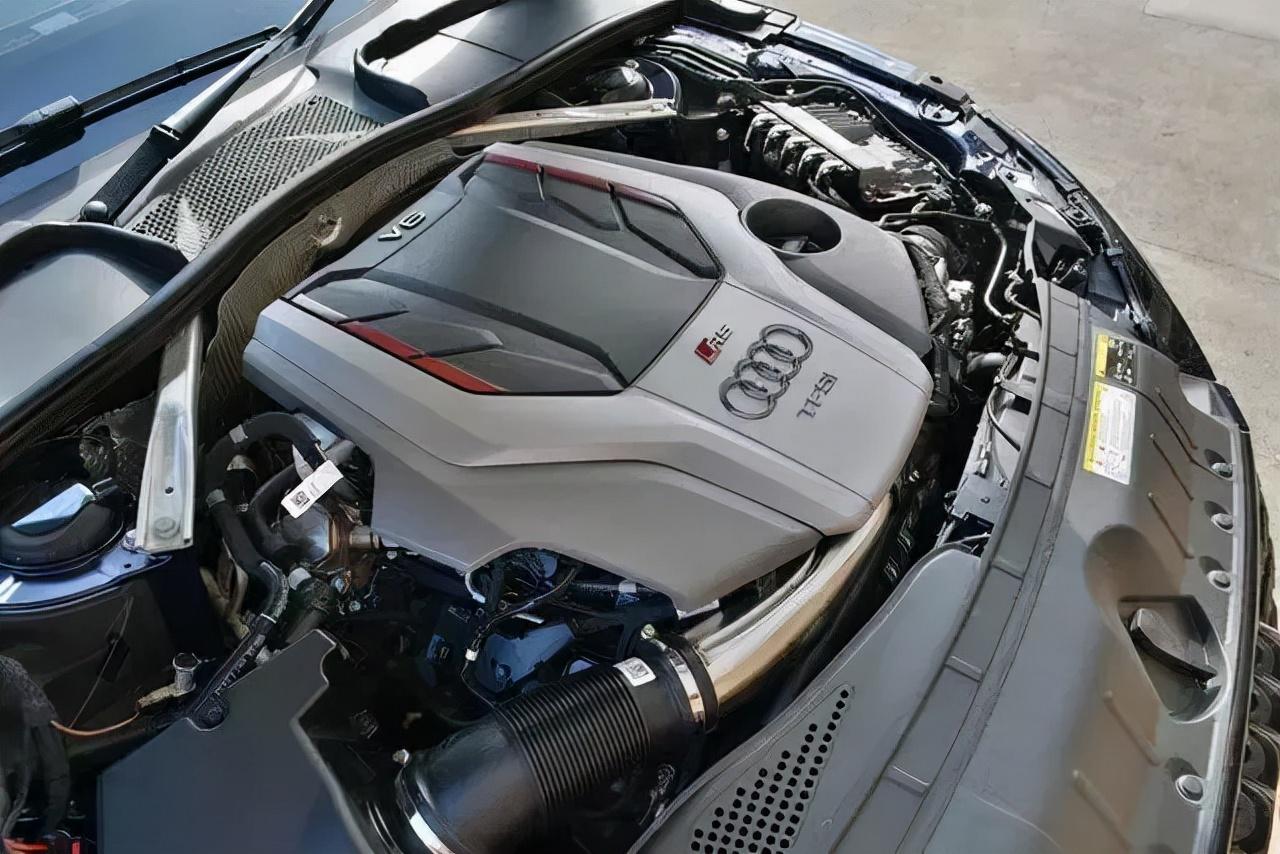 奥迪3.0T发动机为何成为性能控的首选？实测油耗竟比2.0T更省