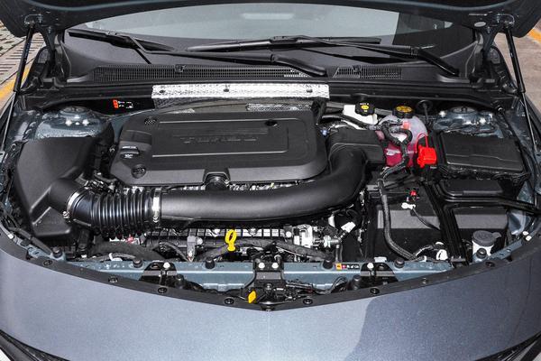 CBT125摩托车真的适合新手小白吗？