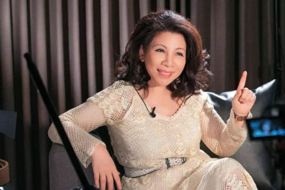 猫咪尿血会自己好吗？铲屎官必须知道的急救指南