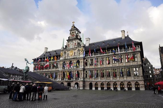 第一次去欧洲该选荷兰还是比利时？