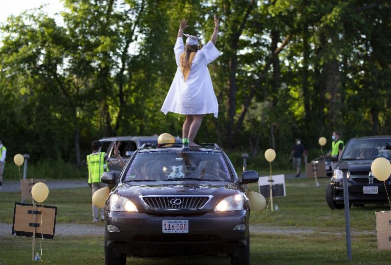 开一家汽车影院到底要花多少钱？