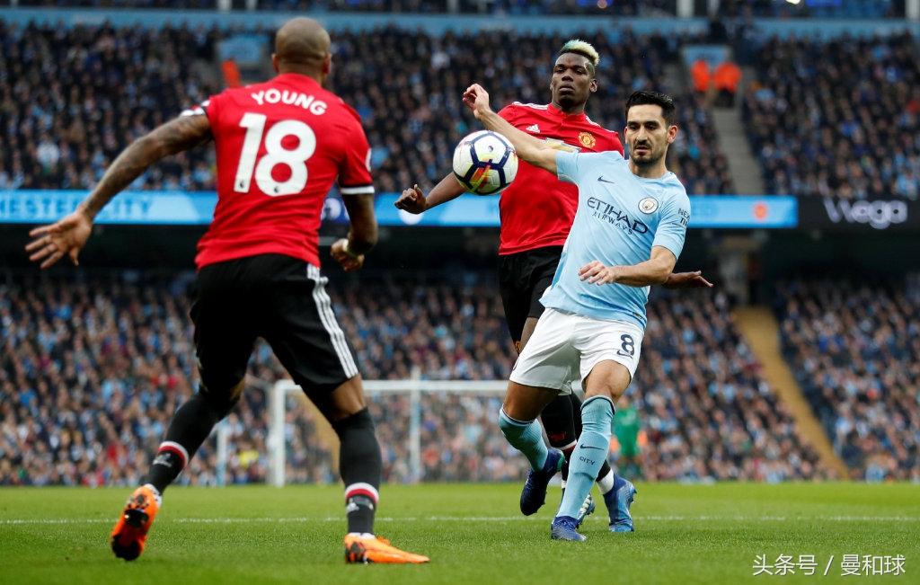 这个1米97的 傻大个 凭什么能在英超豪门踢主力？