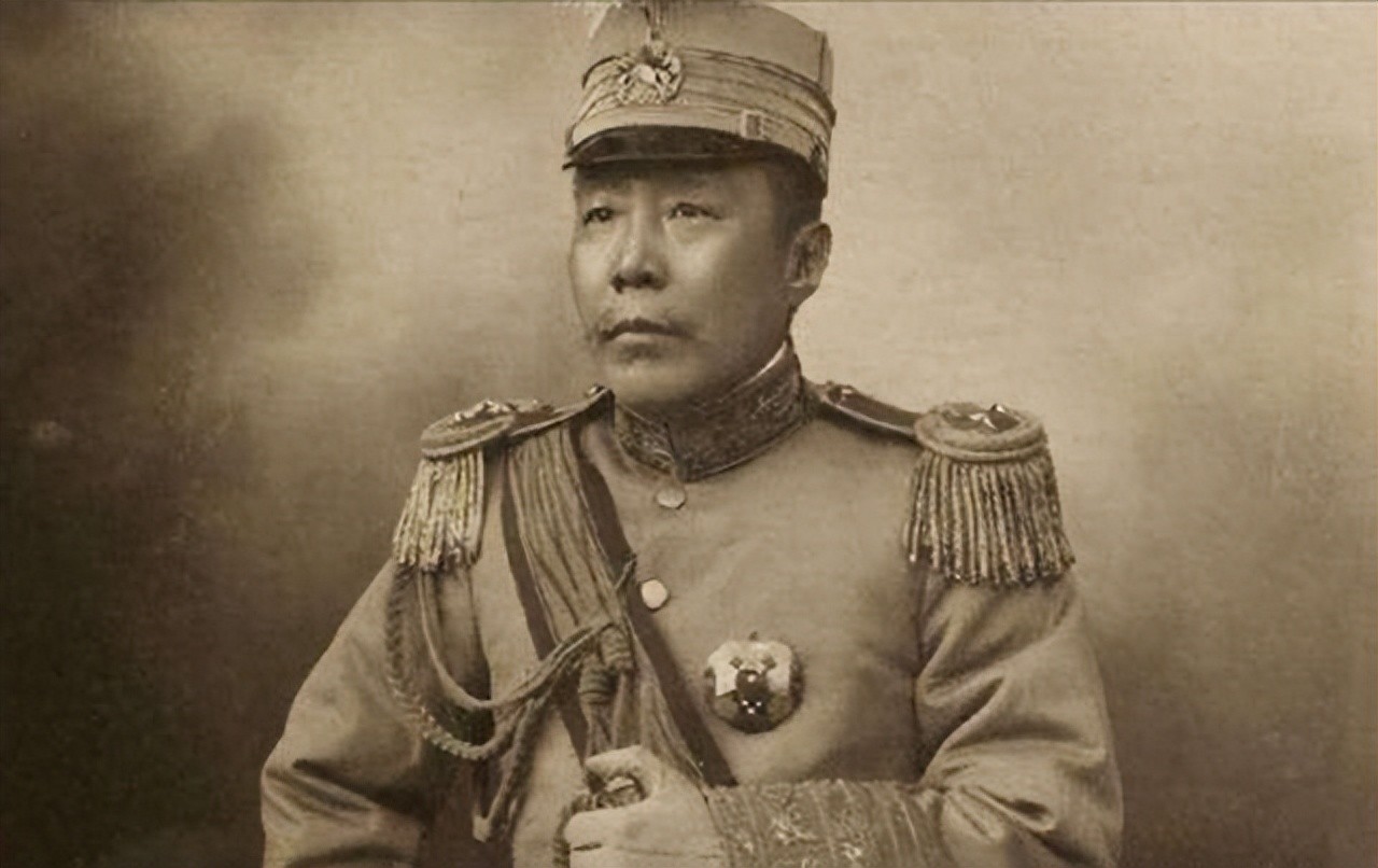 孙殿英军阀历史评价_孙殿英与蒋介石关系_谁能评价一下孙殿英这个人？