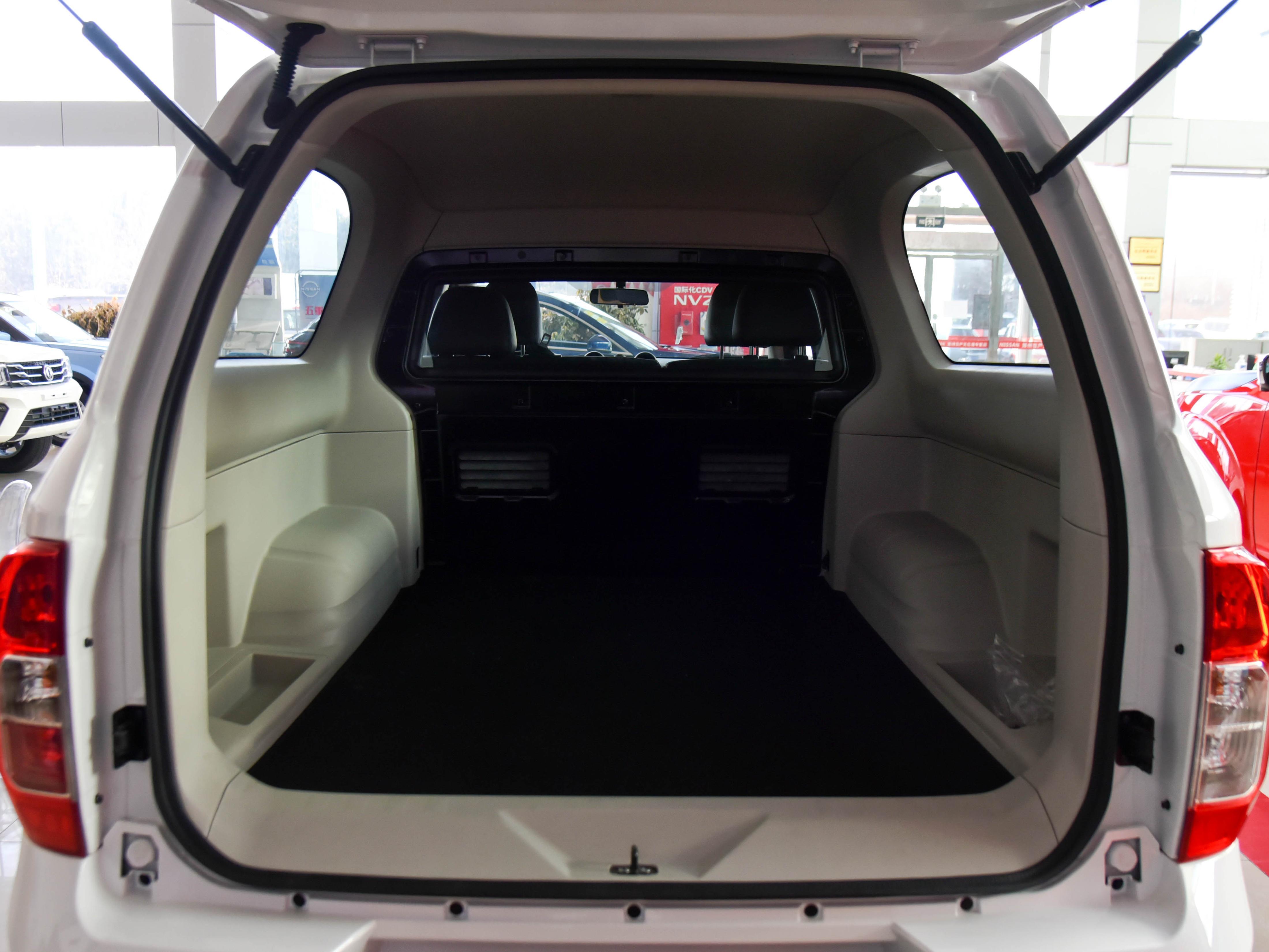 比亚迪S6颜色纠结症犯了？三招选色法帮你省3000元避坑指南