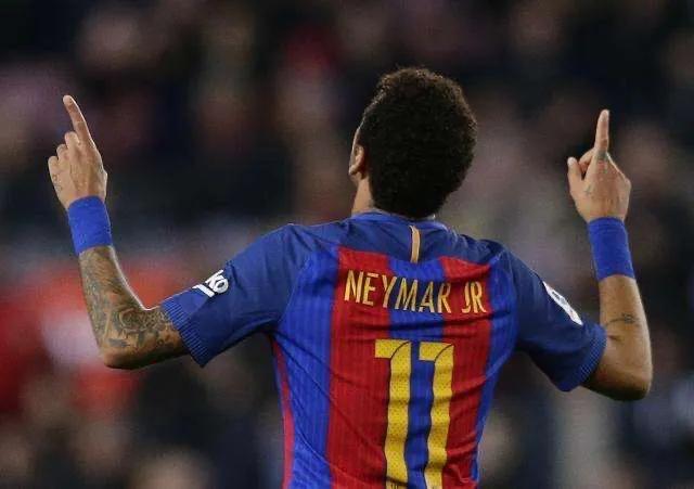 巴萨为什么总在冬季捡漏？