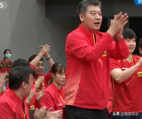 孙颖莎能否实现“双圈”大满贯？莎莎或成女队第二个张怡宁！