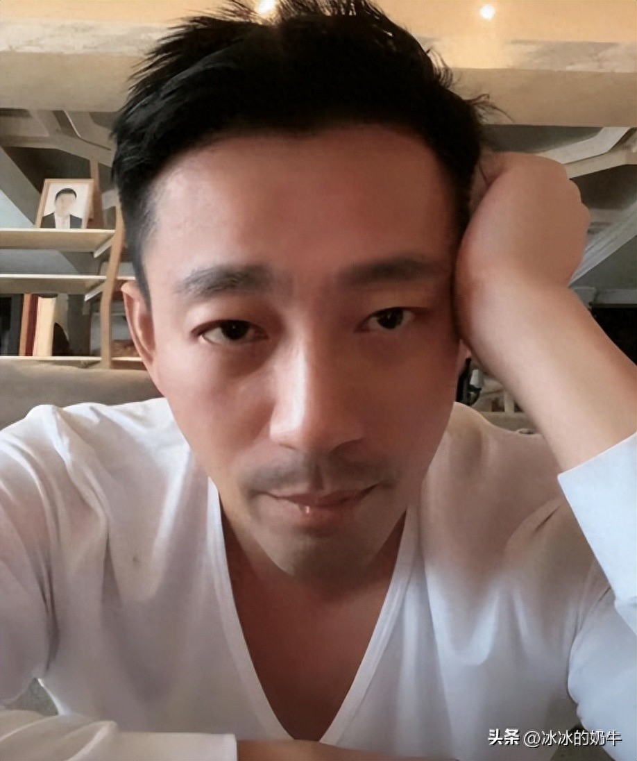 汪小菲是什么_大S如何拿捏汪小菲_汪小菲恋爱脑形成原因