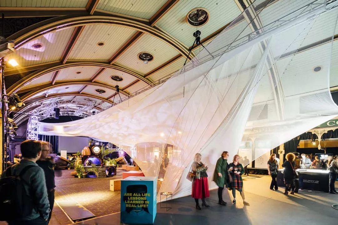 在墨尔本不会说英语怎么活？这6个华人论坛能救命！