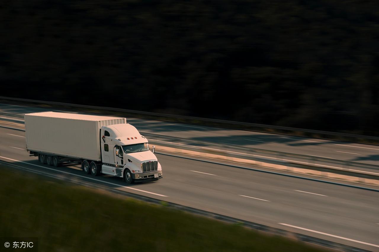 梦见开大货车是什么意思？2025年运势预警与财富密码解析