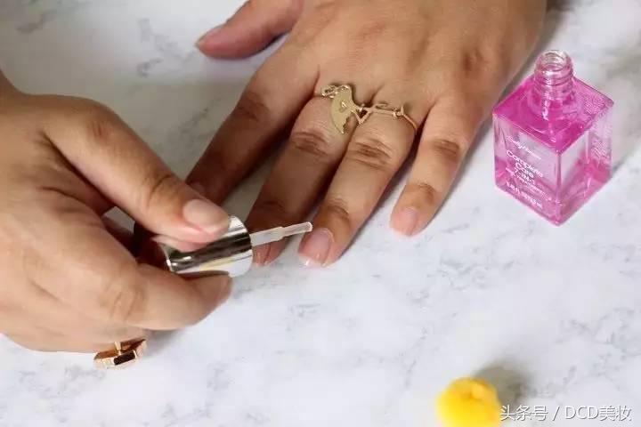 手残党也能玩转编织美甲？