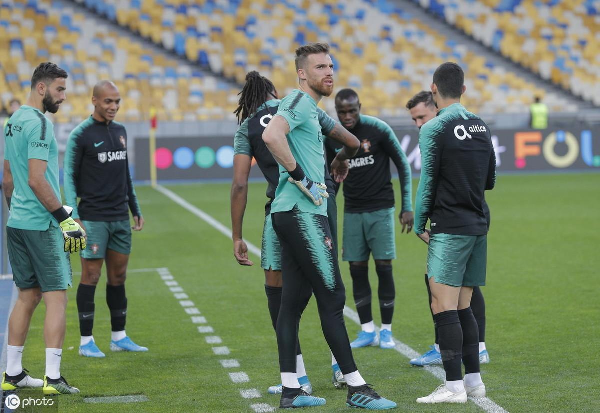 西班牙葡萄牙乌克兰联合申办世界杯能成吗？