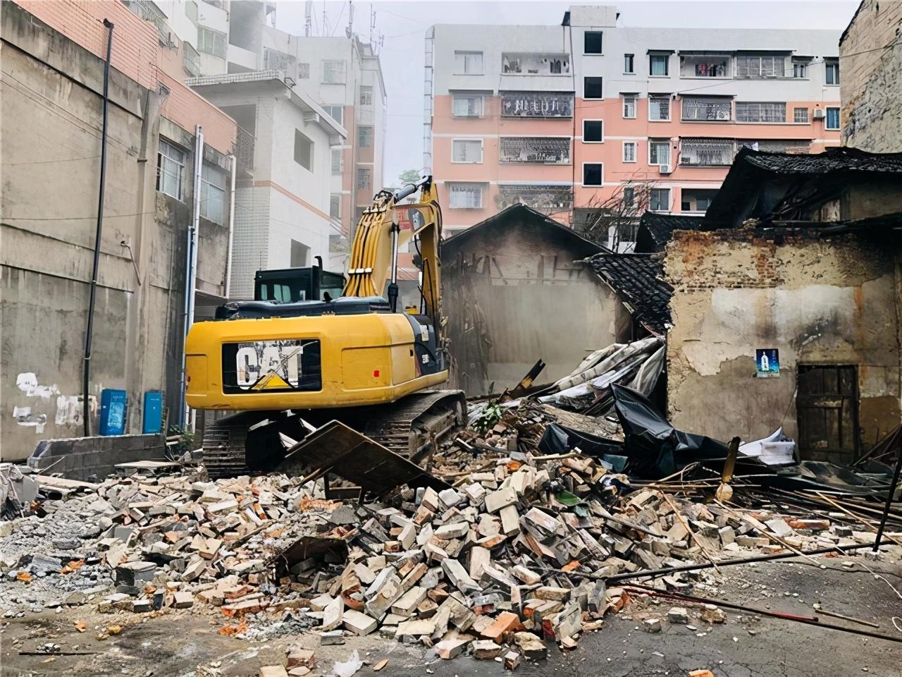 警察能否业余兼职当老师？优势与挑战并存的探讨