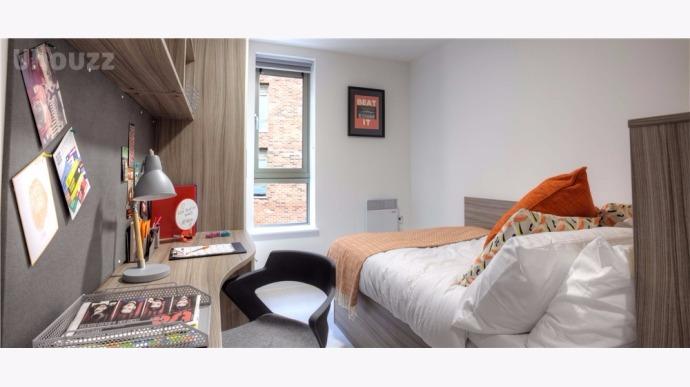 在格拉斯哥租房 找饭搭子必须上华人论坛吗？