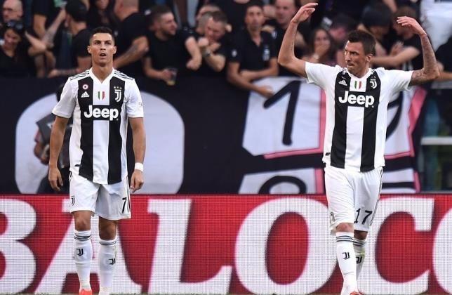 C罗的落叶球到底怎么踢出来的? C罗的落叶球到底怎么踢出来的?