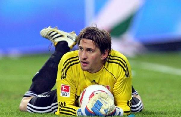 卡卡足球到底怎么玩？新手秒变高手的秘诀是什么？