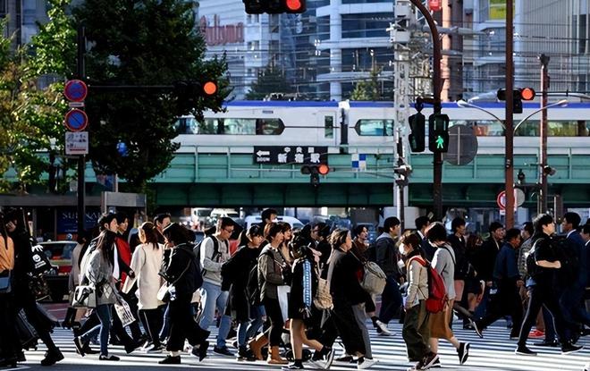 日本人在中国定居影响_中国境内日本人数量_中国日本移民原因