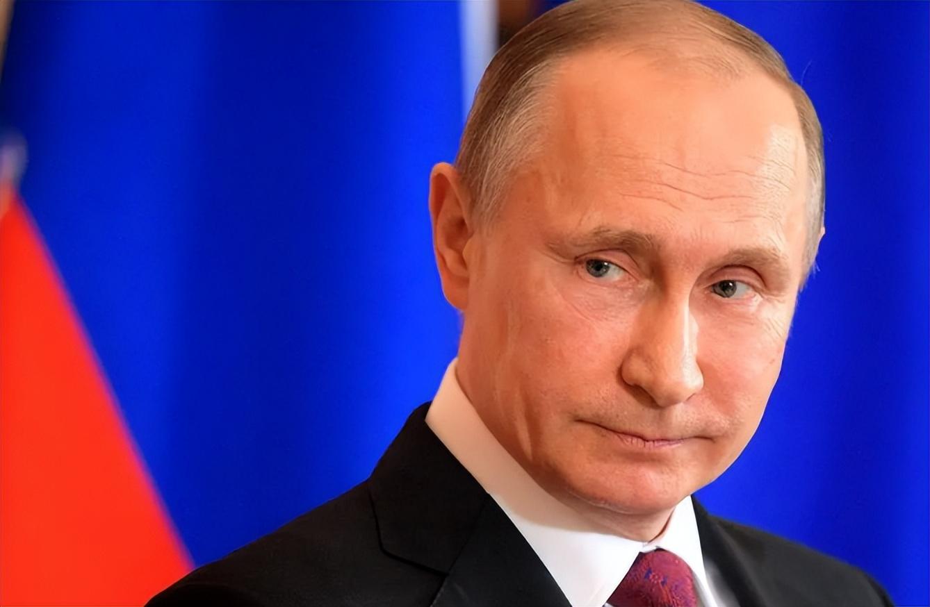 梦到间谍是什么预兆？2025年必知的3大预警与化解秘法