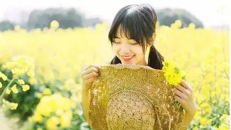 你家猫咪露肚皮睡觉时真的在卖萌吗？