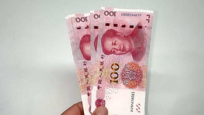 新的100元大钞如何辨别真假。？_现金真假识别技巧_百元假币辨别方法