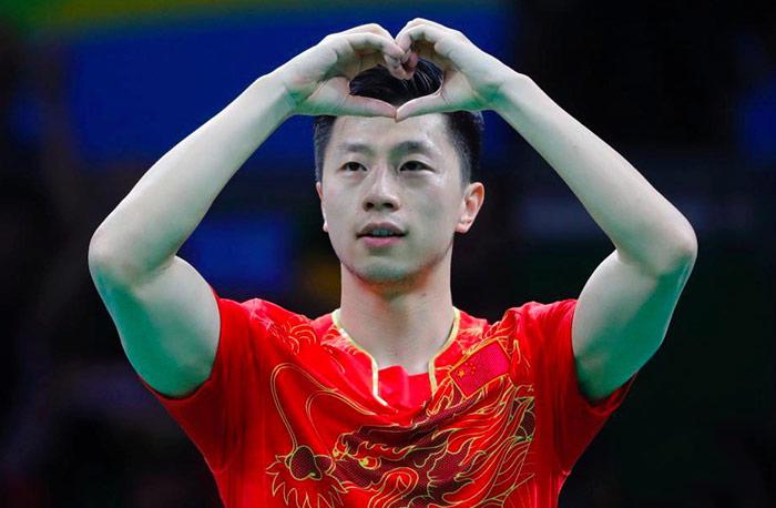 世界冠军马龙为什么要给乒乓奶奶送亲笔签名照? 世界冠军马龙为什么要给乒乓奶奶送亲笔签名照?