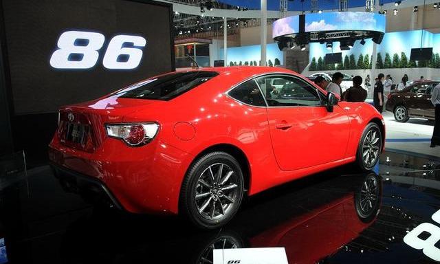 预算有限如何选跑车？30万级后驱小钢炮丰田86全解析