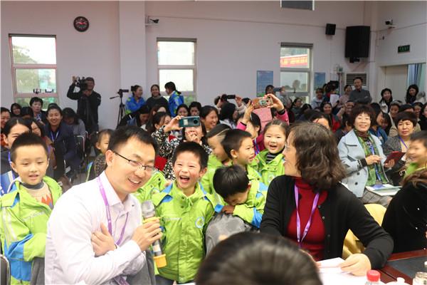 比亚迪G6视频为什么能让新手秒变汽车达人？