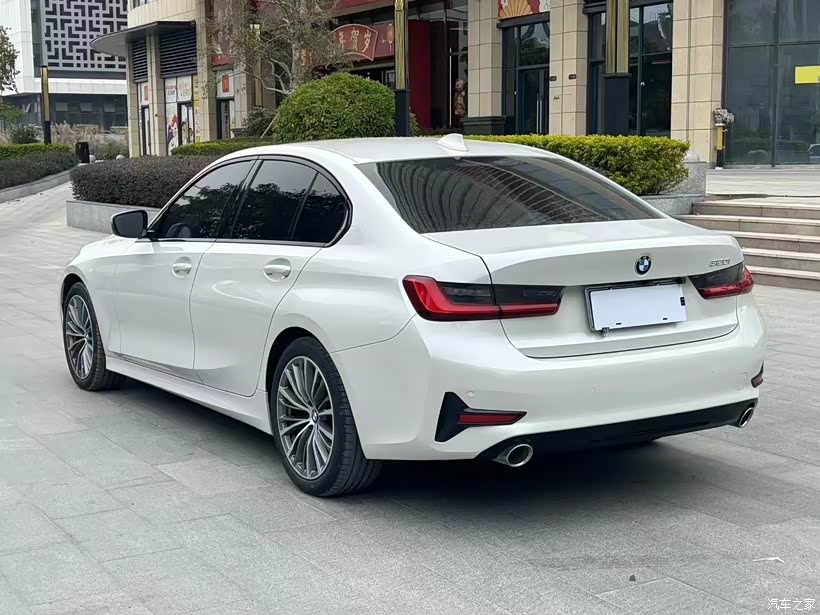 2020款宝马320i售价,现在落地究竟要多少? 2020款宝马320i售价,现在落地究竟要多少?