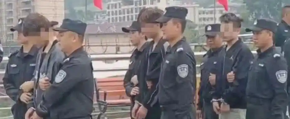 加拿大国际移民增长数据_加拿大华人人口数量2023年_加拿大2022年人口增长原因