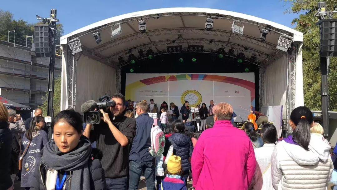 第六感官华人论坛到底该怎么玩？