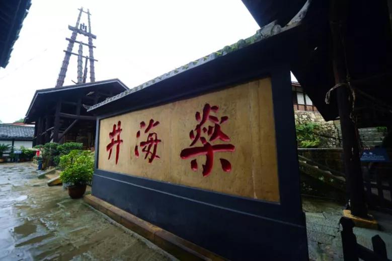 2000年出生的人到底是属龙还是属兔？