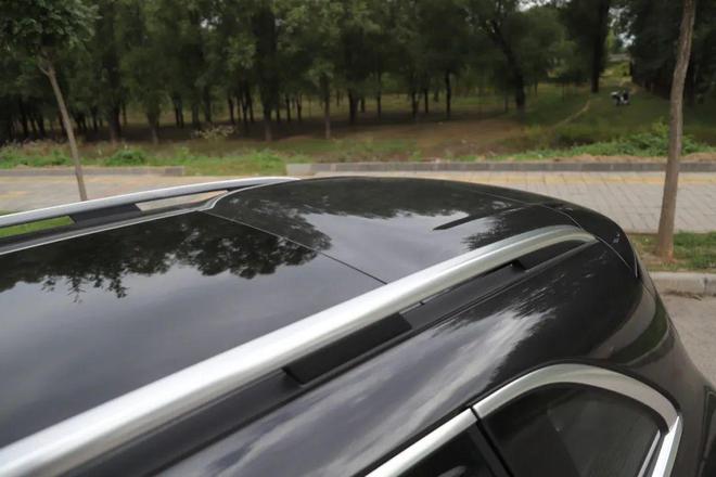 奔驰GLC 300 L 4MATIC 豪华型 7座评测_全新奔驰GLC 300 L 4MATIC 豪华型 7座价格_奔驰glc300七座报价及图片